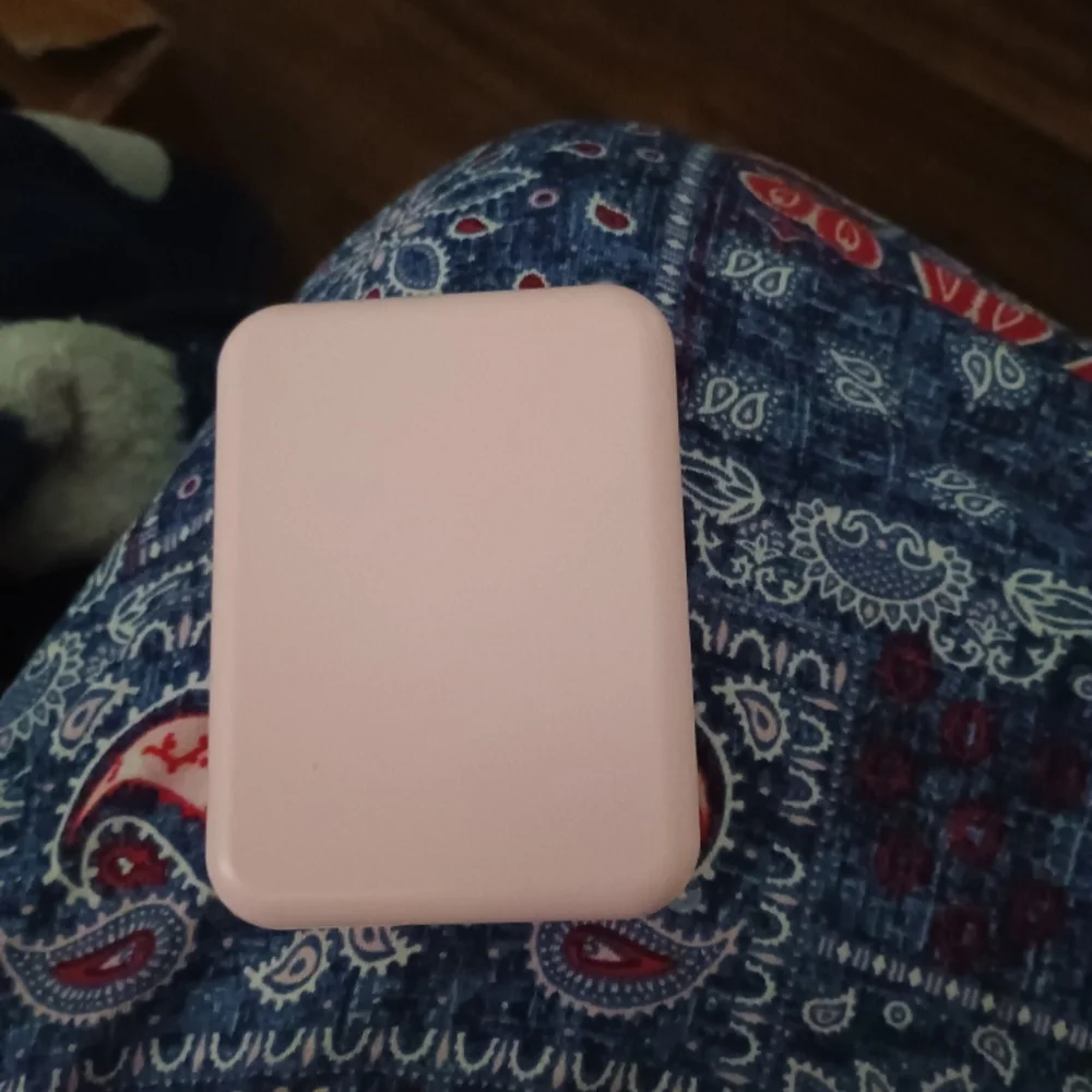 Compact LED Makeup Mirror - Picture 2 of 4